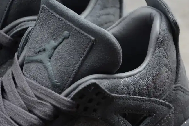 Cheap TBK Cool 930155-003 x KAWS Grey Jordan Air 4 0429